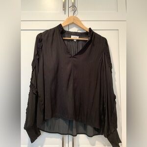 Evereve Black Ruffle Detail Blouse